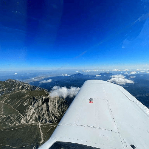 Zbor panoramic deasupra Piatra Craiului si  al Castelului Bran